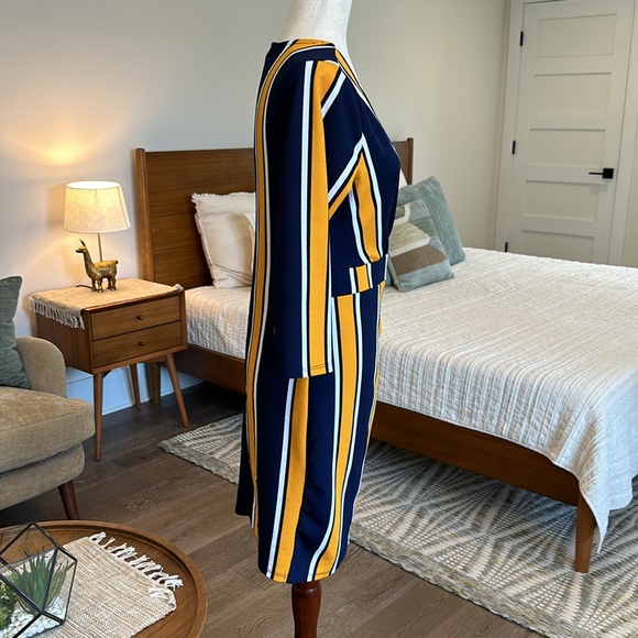 Almost Famous dress - Picture 5 of 8